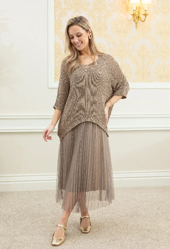 Taupe