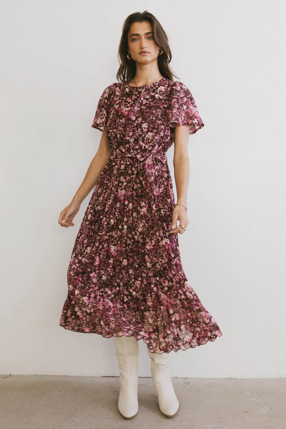 Midi dresses with metallic threads for a glamorous evening event Mary Anne Floral Midi Dress in Brown Midi dresses with metallic threads for a glamorous evening event Mary Anne Floral Midi Dress in Brown