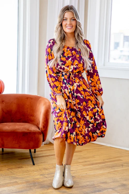 Midi dresses with keyhole backs for a flirty and unexpected detail Berry and Orange Floral Print Midi Dress Midi dresses with keyhole backs for a flirty and unexpected detail Berry and Orange Floral Print Midi Dress