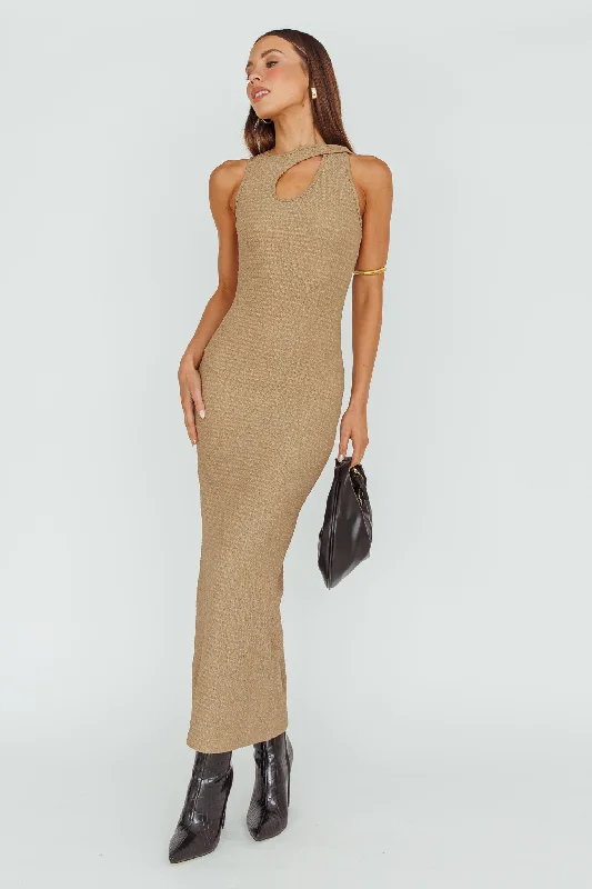 Midi dresses with ruffled sleeves for a more feminine and voluminous look Playa Hermosa Keyhole Midi Dress Latte Midi dresses with ruffled sleeves for a more feminine and voluminous look Playa Hermosa Keyhole Midi Dress Latte