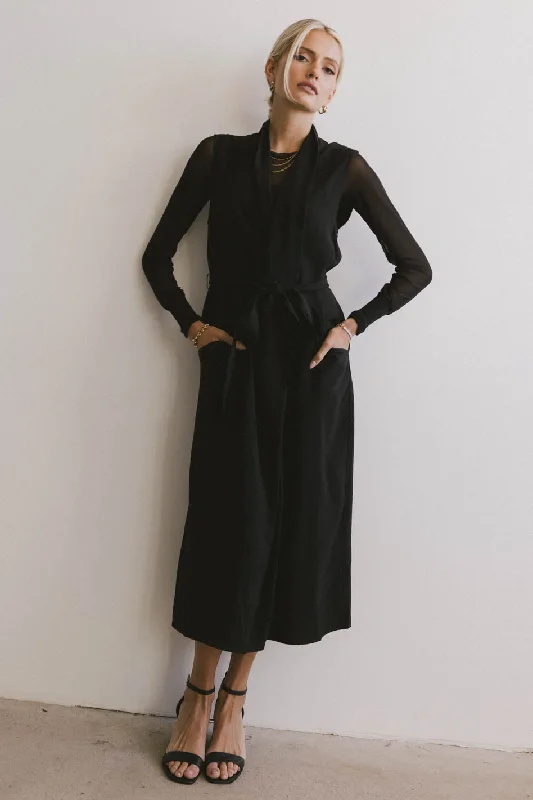 Midi dresses with puff sleeves for a vintage - inspired look River Collared Midi Dress - FINAL SALE