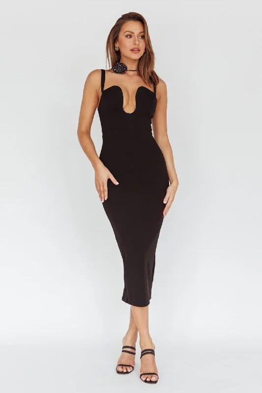 Wrap - style midi dresses in silk for a sophisticated office look Winter Garden U-Neckline Maxi Dress Black