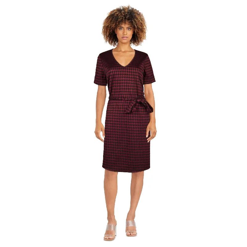 Mini dresses with pleated skirts for a classic look Women's V-Neck Short Sleeve Jacquard Dress Mini dresses with pleated skirts for a classic look Women's V-Neck Short Sleeve Jacquard Dress