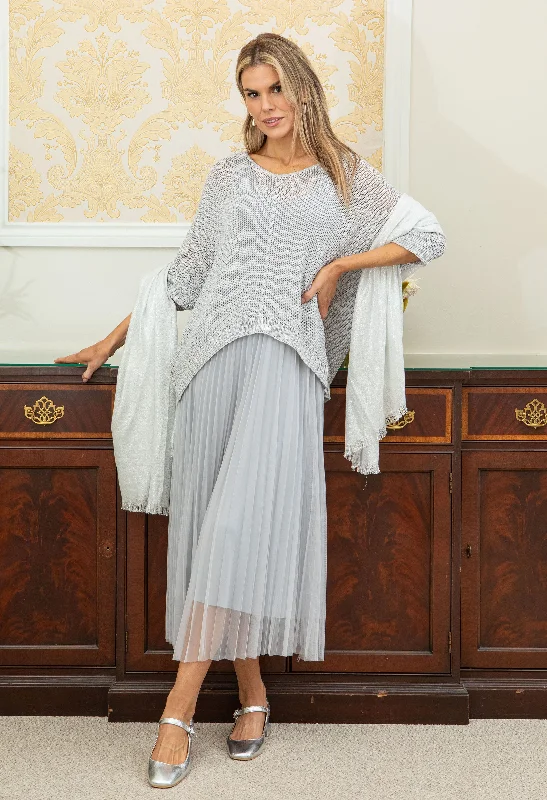 Midi dresses with pleated skirts for a timeless and elegant appeal 2 Piece Plisse Dress Midi dresses with pleated skirts for a timeless and elegant appeal 2 Piece Plisse Dress