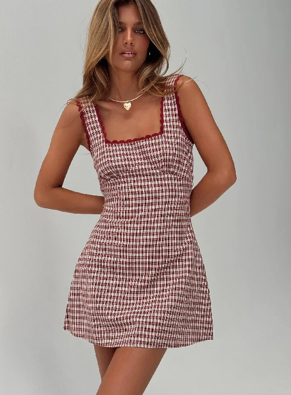Mini dresses with gathered skirts for a voluminous effect Dasha Mini Dress Red Check