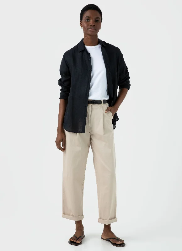 Straight - Leg Women's Vegan Leather Pants for a Chic LookWomen's Pleated Chino in Light Stone
