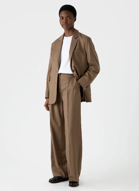 Capri Length Women's Printed Yoga Pants for Workout SessionsWomen's Pleated Wool Trouser in Dark Camel