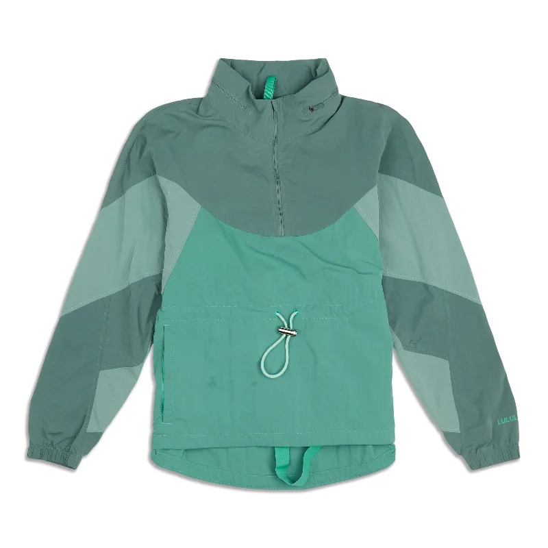 Mid - length women's down coats in a slim fit for a modern and sleek appearanceEvergreen Anorak Mid - length women's down coats in a slim fit for a modern and sleek appearanceEvergreen Anorak