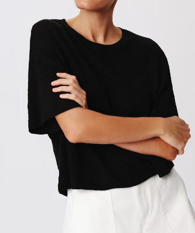 Crew Neck Women T Shirt with a Timeless DesignSlub Jersey Crew Neck Tee - Black