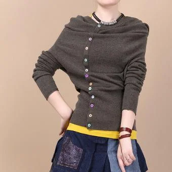 Plus Size Women's Embroidered Sweaters in Ethnic StylesChocolate hooded woolen sweater top Plus Size Women's Embroidered Sweaters in Ethnic StylesChocolate hooded woolen sweater top