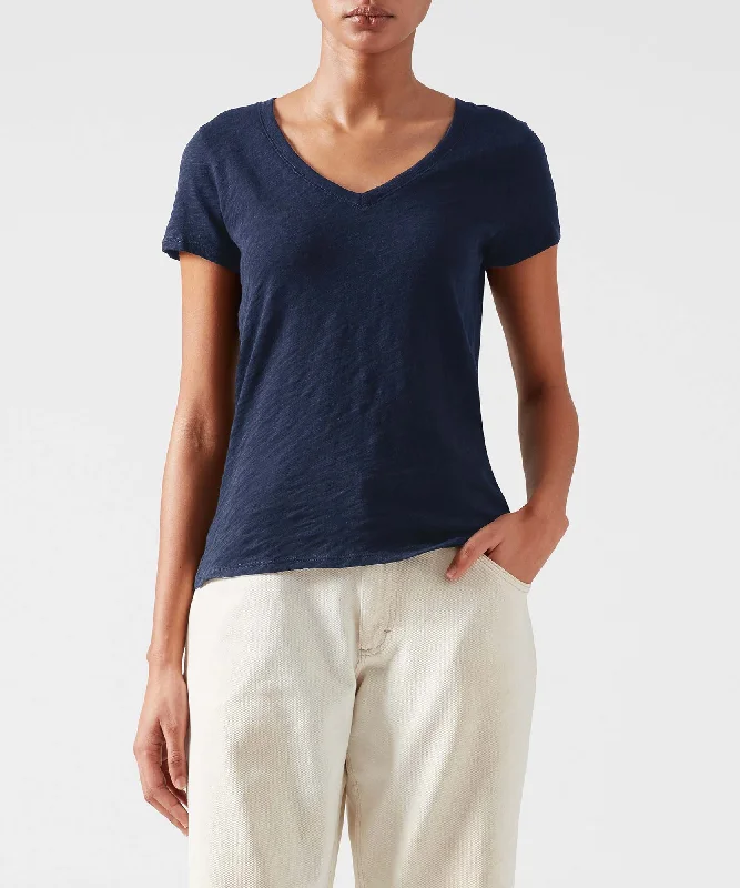 V - Neck Women T Shirt to Enhance the NecklineSlub Jersey Schoolboy V-Neck Tee - Midnight V - Neck Women T Shirt to Enhance the NecklineSlub Jersey Schoolboy V-Neck Tee - Midnight