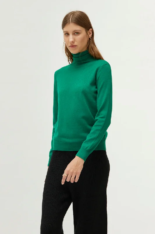 Plus Size Women's Side - Slit Sweaters in Bold SolidsTurtleneck Sweater in Green