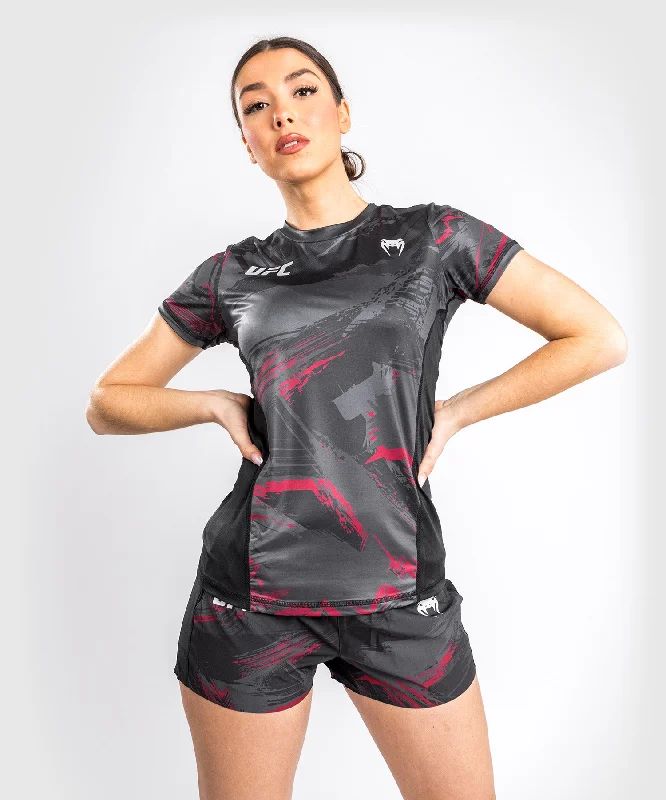 Distressed Women T Shirt with a Laid - Back AestheticUFC Venum Authentic Fight Week 2.0 Dry Tech T-Shirt - For Women - Black/Red Distressed Women T Shirt with a Laid - Back AestheticUFC Venum Authentic Fight Week 2.0 Dry Tech T-Shirt - For Women - Black/Red