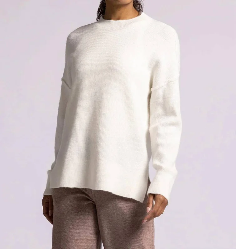 V - Neck Women's Ribbed Wool Sweaters for FallVance Sweater In Snow