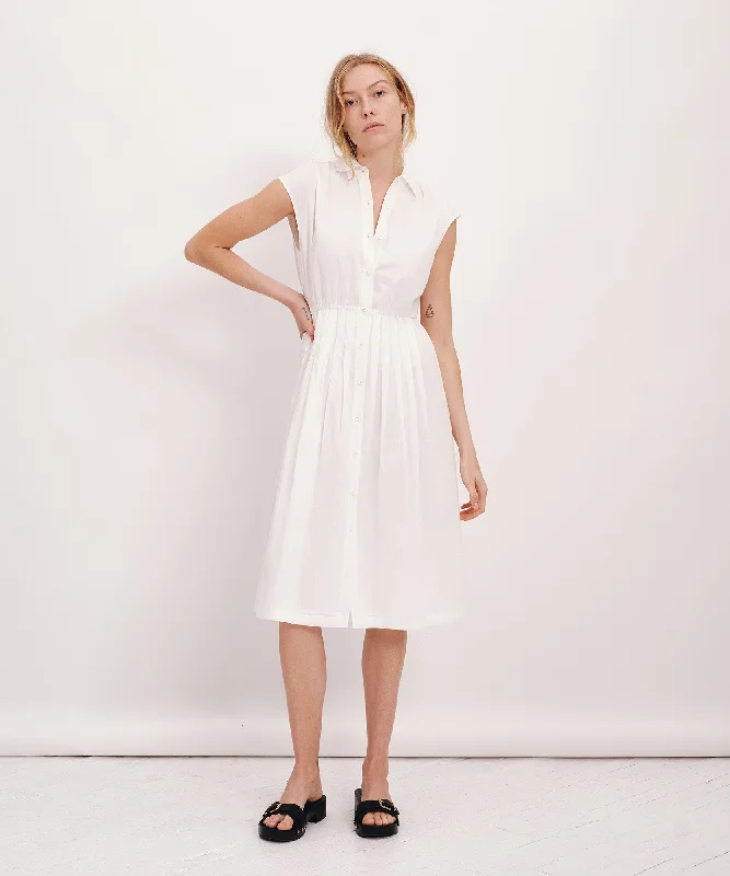 Graphic Print Women T Shirt for a Trendy StatementCotton Voile Sleeveless Shirt Dress - White Graphic Print Women T Shirt for a Trendy StatementCotton Voile Sleeveless Shirt Dress - White