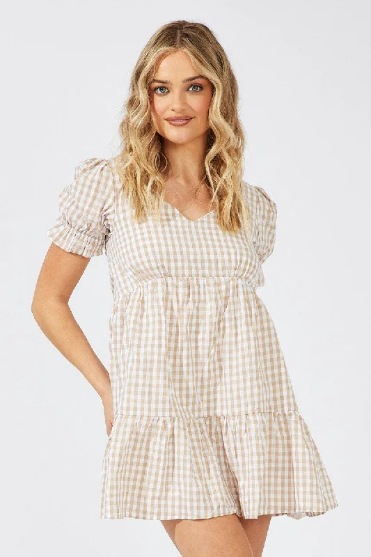Pleated Women Dress with a Timeless and Elegant TextureBeige Check Smock Dress Short Sleeve Tiered