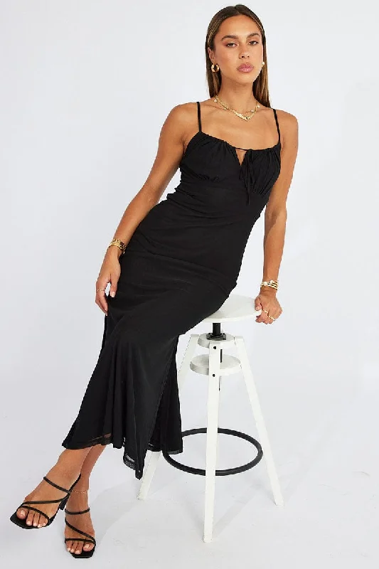 Maxi Women Dress with Floral Print for a Bohemian VibeBlack Midi Dress Gathered Bust Strappy Mesh