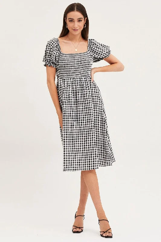 Wrap - Style Women Dress with Adjustable Fit for All Body TypesCheck Mini Dress Short Sleeve Square Neck Wrap - Style Women Dress with Adjustable Fit for All Body TypesCheck Mini Dress Short Sleeve Square Neck
