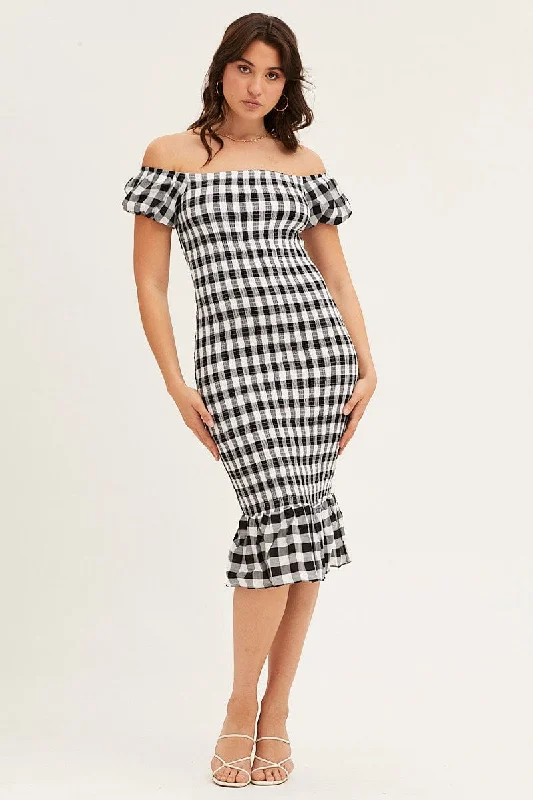 Ruffled Women Dress with Multiple Layers for a Playful and Girly StyleCheck Shirred Midi Dress Ruffled Women Dress with Multiple Layers for a Playful and Girly StyleCheck Shirred Midi Dress