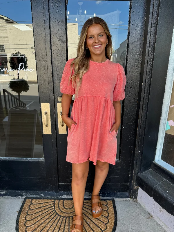 Ruffled Women Dress with Multiple Layers for a Playful and Girly StyleCoral acid wash dress