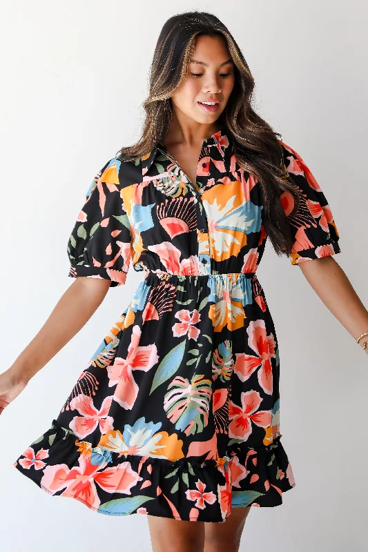 Shift Women Dress with a Simple and Classic Design for Everyday WearFINAL SALE - Decidedly Beloved Black Floral Mini Dress