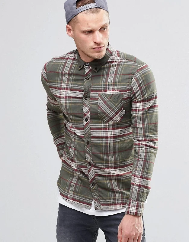 Women's denim jackets with distressed details for a casual and edgy lookElement Buffalo Plaid Flannel Shirt In Regular Fit Women's denim jackets with distressed details for a casual and edgy lookElement Buffalo Plaid Flannel Shirt In Regular Fit
