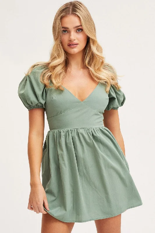 Ball Gown Women Dress with a Full Skirt for a Princess - like LookGreen Mini Dress Short Sleeve