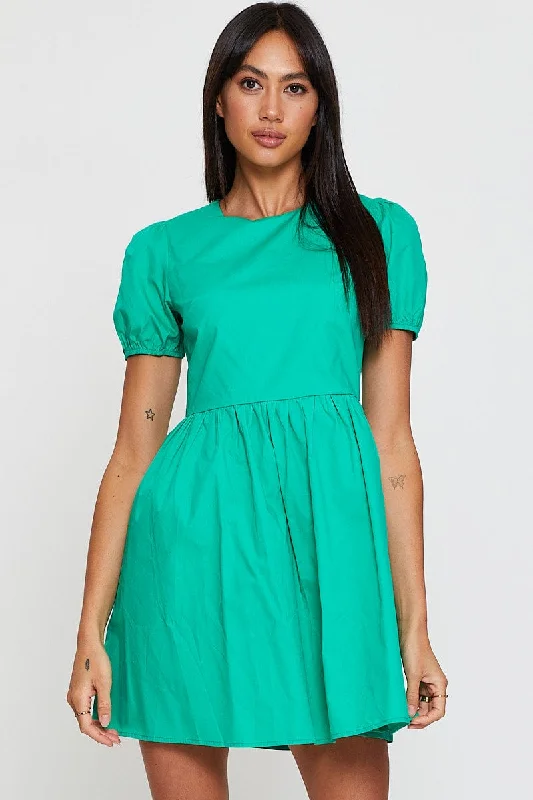 Lace - Embellished Women Dress for an Elegant and Sophisticated AppearanceGreen Mini Dress Short Sleeve Round Neck Lace - Embellished Women Dress for an Elegant and Sophisticated AppearanceGreen Mini Dress Short Sleeve Round Neck
