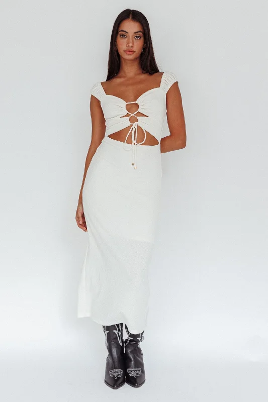 Lace - Embellished Women Dress for an Elegant and Sophisticated AppearanceIconic Cut-Out Bodice Midi Dress Cream