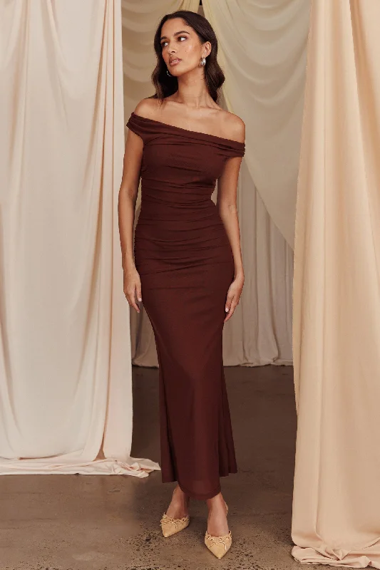 Mini Women Dress with a Short Hem for a Young and Trendy StyleIn Blooms Off Shoulder Mesh Midi Dress Brown