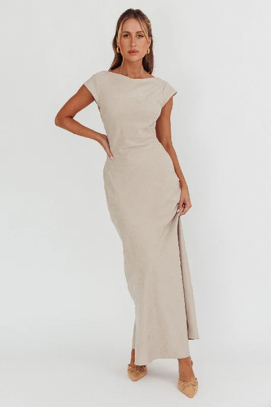 Off - the - Shoulder Women Dress for a Romantic and Feminine LookMaysa Cowl Back Maxi Dress Mushroom