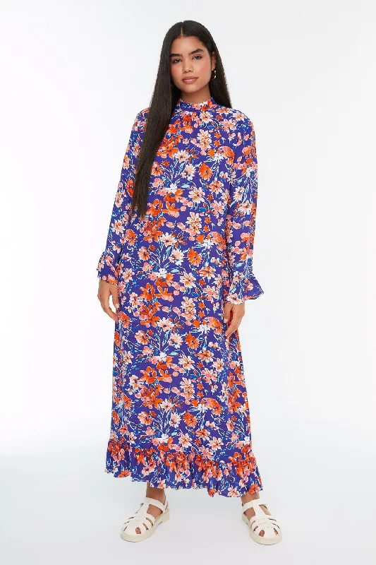 Maxi Women Dress with Floral Print for a Bohemian VibeModest Maxi Floral Dress