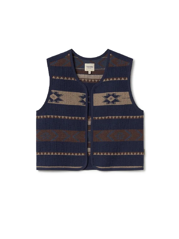 Women's cropped leather jackets with a fringe detail for a western - inspired outfitMukojima - Origins Women's cropped leather jackets with a fringe detail for a western - inspired outfitMukojima - Origins