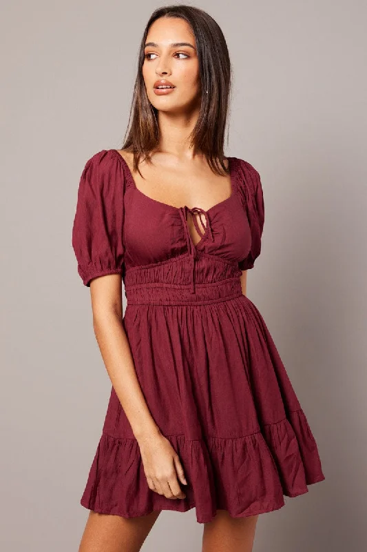 Sheath Women Dress with a Tailored Fit for a Professional LookRed Fit And Flare Dress Puff Sleeve Mini