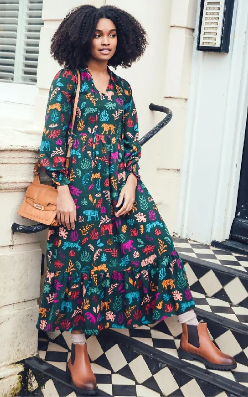 Lace - Embellished Women Dress for an Elegant and Sophisticated AppearanceSugarhill Brighton Annalise Midi Dress