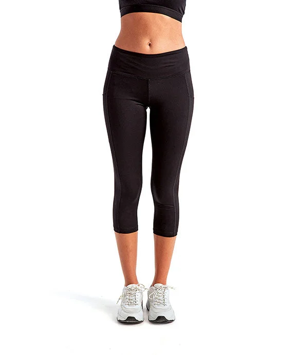 Women's graphic - printed sweatshirt featuring floral patterns for a feminine touchTD533 - TriDri Ladies Three-Quarter Performance Leggings | Black Women's graphic - printed sweatshirt featuring floral patterns for a feminine touchTD533 - TriDri Ladies Three-Quarter Performance Leggings | Black