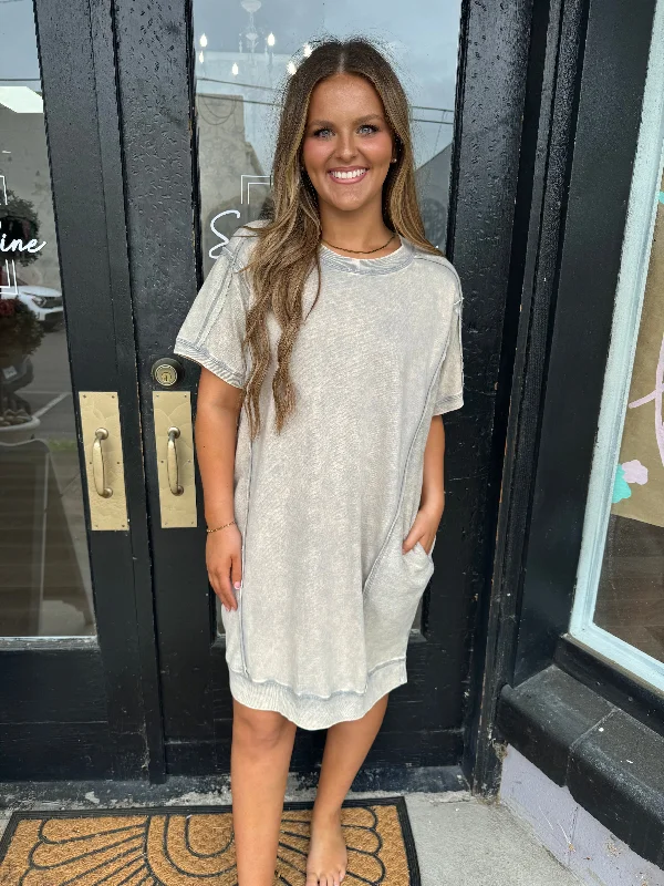 Little Black Women Dress with Sequins for a Glamorous Night OutSleet acid wash dress