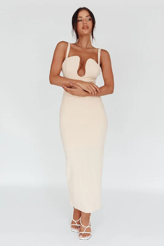 Little Black Women Dress with Sequins for a Glamorous Night OutWinter Garden U-Neckline Maxi Dress Beige