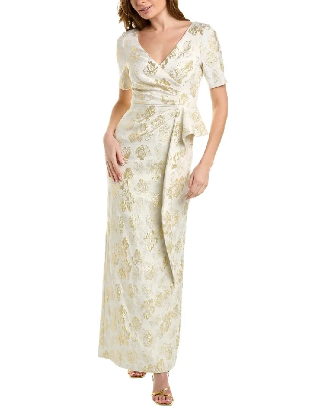 Mini Women Dress with a Short Hem for a Young and Trendy Style Mini Women Dress with a Short Hem for a Young and Trendy Style Aidan Mattox V-Neck 3/4-Sleeve Gown