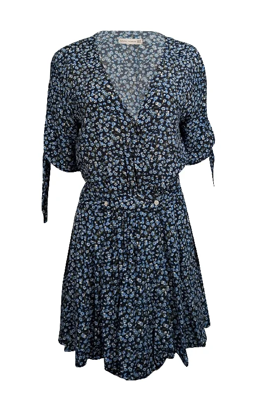 Mermaid - Style Women Dress with a Fitted Silhouette for Special Occasions Mermaid - Style Women Dress with a Fitted Silhouette for Special Occasions Faithfull the Brand - Black w/ Blue Floral Print Mini Wrap Dress Sz 6
