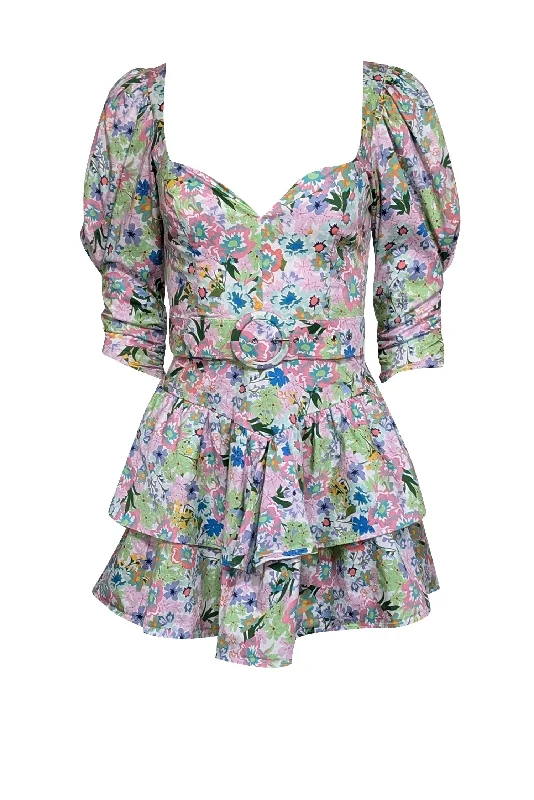 Pleated Women Dress with a Timeless and Elegant Texture Pleated Women Dress with a Timeless and Elegant Texture For Love & Lemons - Green Multicolor Floral Print Puff Sleeve Mini Dress Sz XS