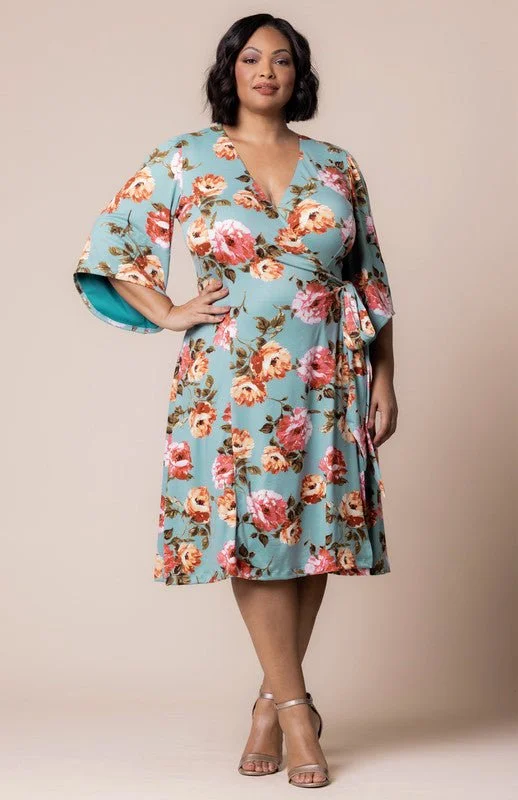 Shift Women Dress with a Simple and Classic Design for Everyday Wear Shift Women Dress with a Simple and Classic Design for Everyday Wear Gemini Wrap Dress - Plus Shift Women Dress with a Simple and Classic Design for Everyday Wear Shift Women Dress with a Simple and Classic Design for Everyday Wear Gemini Wrap Dress - Plus