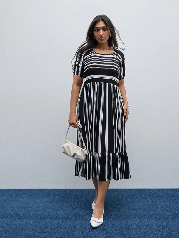 Long - Sleeve Women Dress in Velvet for a Luxurious Winter Look Long - Sleeve Women Dress in Velvet for a Luxurious Winter Look Gia Black Striped A-Line Dress