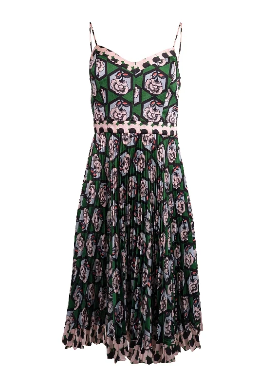 Off - the - Shoulder Women Dress for a Romantic and Feminine Look Off - the - Shoulder Women Dress for a Romantic and Feminine Look Milly - Green w/ Multicolor Hexagon Floral Print Pleated Dress Sz 2