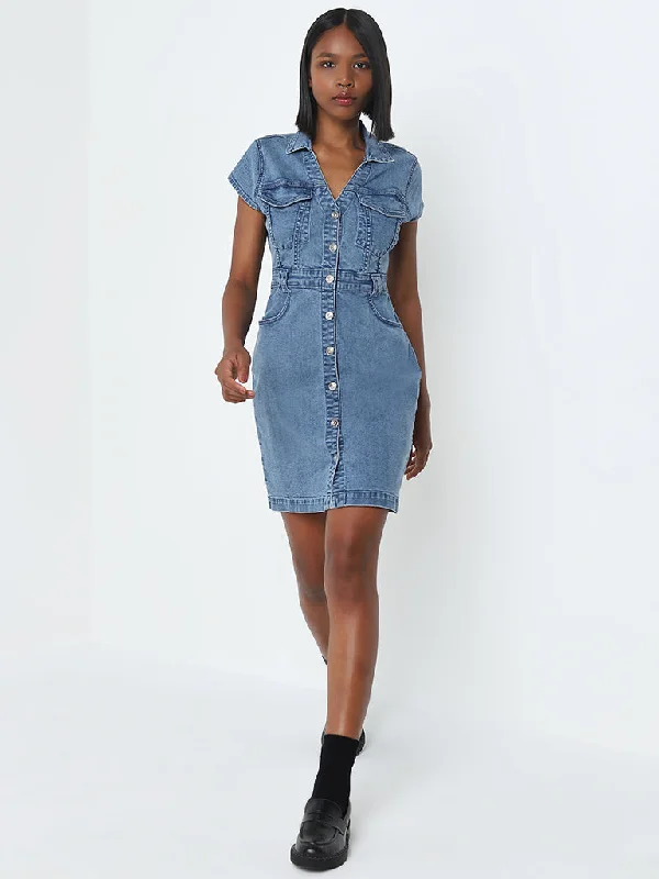 Maxi Women Dress with Floral Print for a Bohemian Vibe Maxi Women Dress with Floral Print for a Bohemian Vibe Nuon Blue Denim Shirt Dress