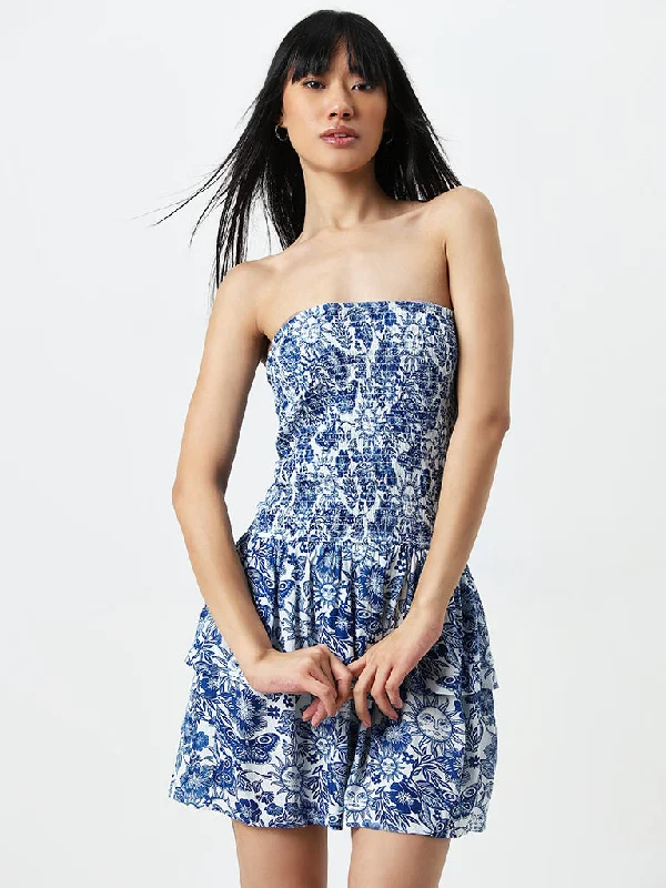 Maxi Women Dress with Floral Print for a Bohemian Vibe Maxi Women Dress with Floral Print for a Bohemian Vibe Nuon Blue Floral Printed A-Line Dress