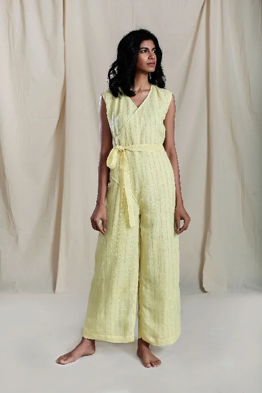 Off - the - Shoulder Women Dress for a Romantic and Feminine Look Off - the - Shoulder Women Dress for a Romantic and Feminine Look SNAI AAKAAR JUMPSUIT Off - the - Shoulder Women Dress for a Romantic and Feminine Look Off - the - Shoulder Women Dress for a Romantic and Feminine Look SNAI AAKAAR JUMPSUIT