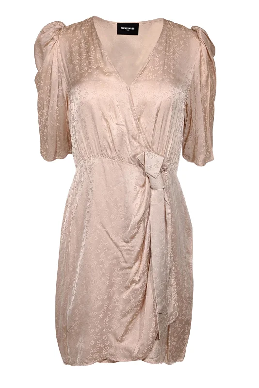 Shift Women Dress with a Simple and Classic Design for Everyday Wear Shift Women Dress with a Simple and Classic Design for Everyday Wear The Kooples - Blush Pink Floral Satin Jacquard Dress Sz 10 Shift Women Dress with a Simple and Classic Design for Everyday Wear Shift Women Dress with a Simple and Classic Design for Everyday Wear The Kooples - Blush Pink Floral Satin Jacquard Dress Sz 10