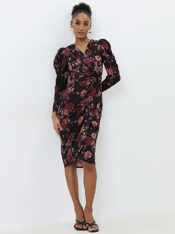 Sheath Women Dress with a Tailored Fit for a Professional Look Sheath Women Dress with a Tailored Fit for a Professional Look Wardrobe Black Floral Print Bodycon Dress Sheath Women Dress with a Tailored Fit for a Professional Look Sheath Women Dress with a Tailored Fit for a Professional Look Wardrobe Black Floral Print Bodycon Dress