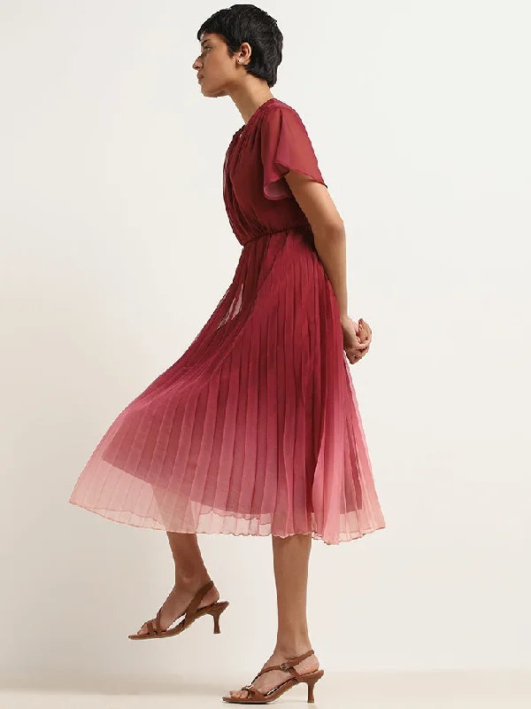 Strapless Women Dress with a Built - in Bra for Comfort and Support Strapless Women Dress with a Built - in Bra for Comfort and Support Wardrobe Maroon Pleated A-Line Dress